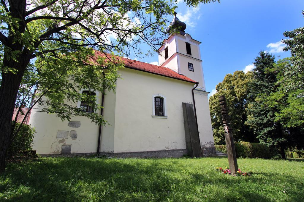 Gesztenyes Vendeghaz Garáb Buitenkant foto